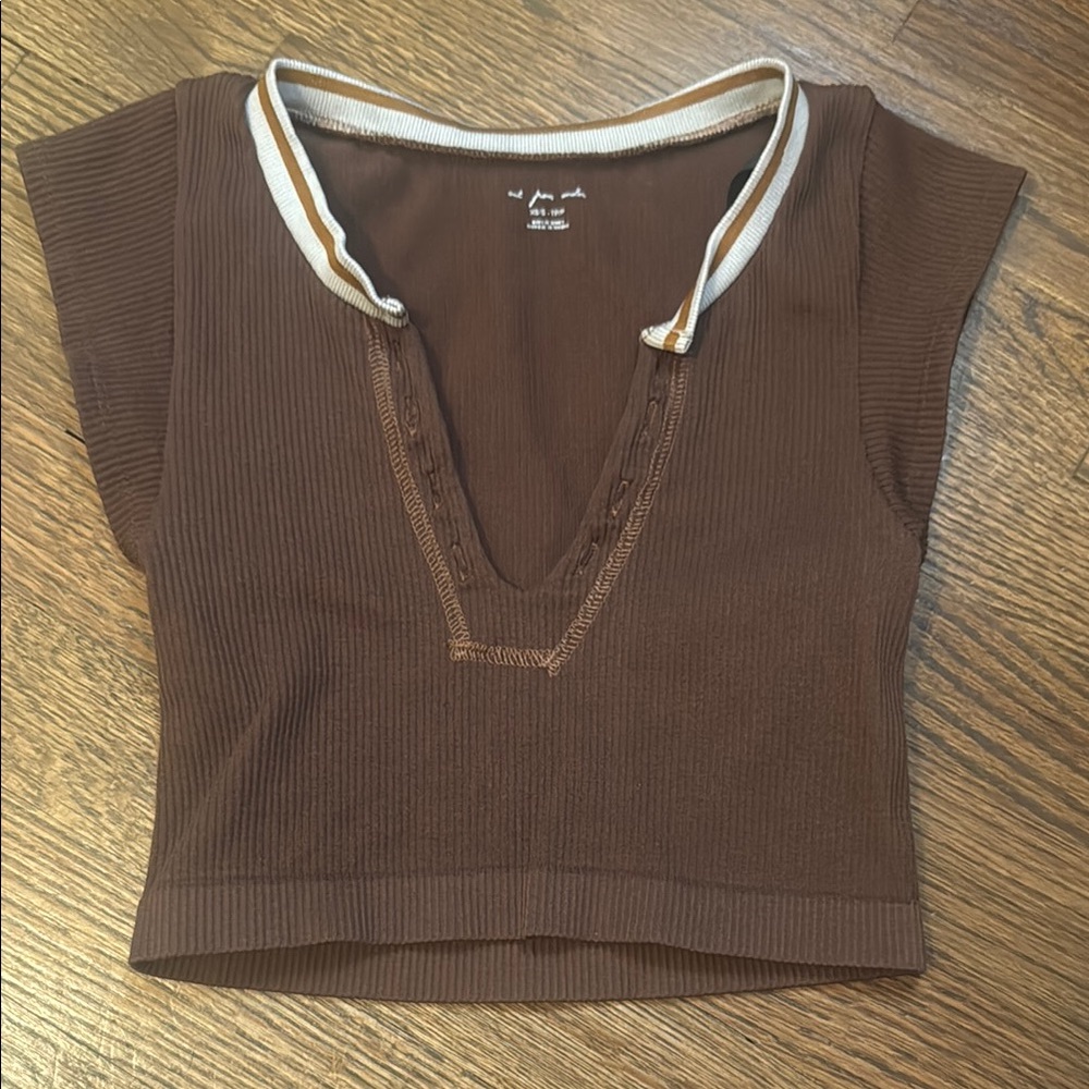 Brown Ribbed V-Neck Women's Top